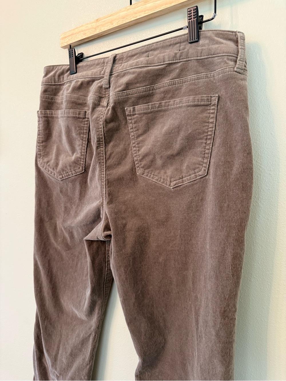 NYDJ Marilyn Corduroy Straight Leg Pants Saddlewood Beige Camel Size 12 - Picture 7 of 8